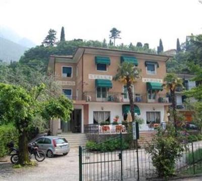фото отеля Hotel Stella Alpina Malcesine