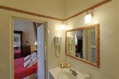 фото отеля Hotel & Spa La Baronnie - Domaine du Bien-Etre