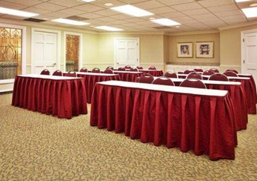 фото отеля Quality Suites Buckhead