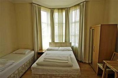 фото отеля Woodberry Down Hotel
