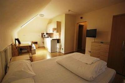 фото отеля Woodberry Down Hotel