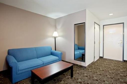 фото отеля Holiday Inn Express Hotel & Suites Solana Beach