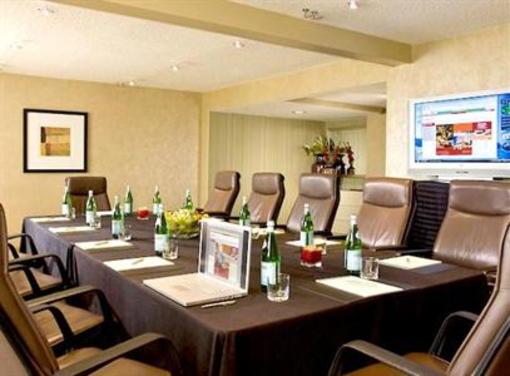 фото отеля Dallas Addison Marriott Quorum By the Galleria