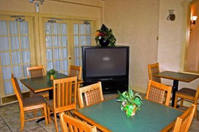 фото отеля Ramada Inn Heritage Park Kissimmee