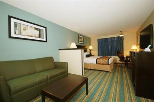 фото отеля Best Western Berkshire Hills Inn and Suites