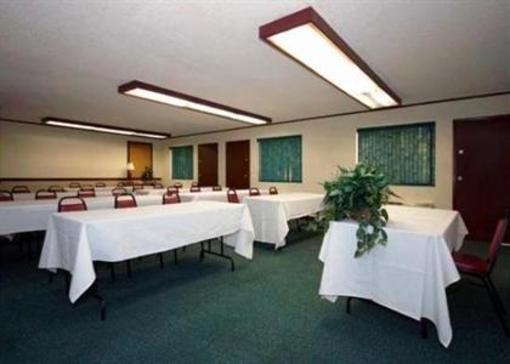 фото отеля Quality Inn Southwest Oklahoma City