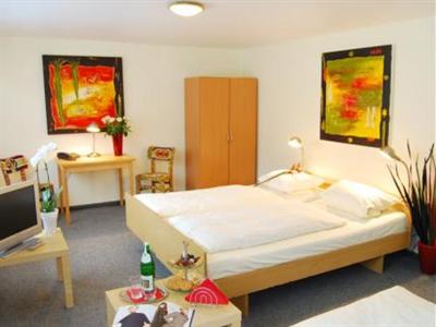 фото отеля Hotel Alt Deutz City-Messe-Arena