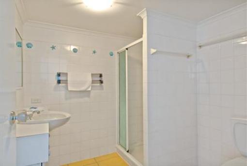 фото отеля Northwind Beachfront Holiday Apartments