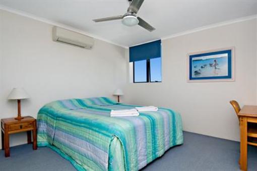 фото отеля Northwind Beachfront Holiday Apartments