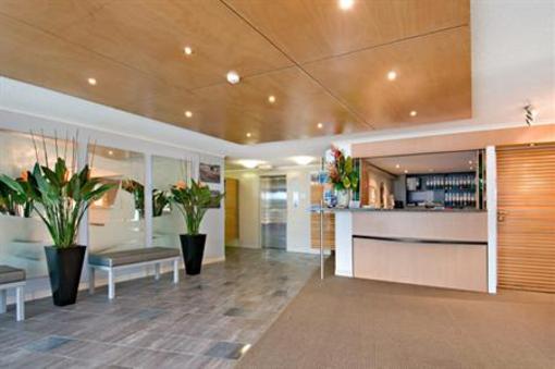 фото отеля Northwind Beachfront Holiday Apartments