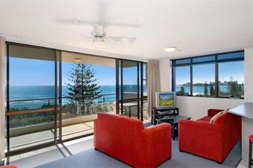 фото отеля Northwind Beachfront Holiday Apartments