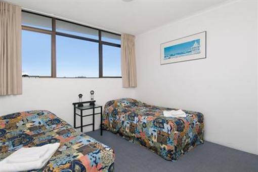 фото отеля Northwind Beachfront Holiday Apartments