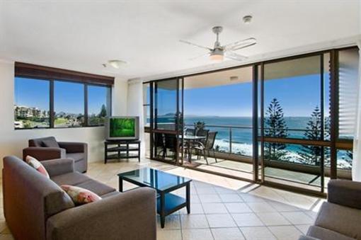 фото отеля Northwind Beachfront Holiday Apartments