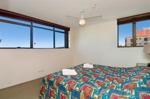 фото отеля Northwind Beachfront Holiday Apartments