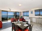 фото отеля Northwind Beachfront Holiday Apartments