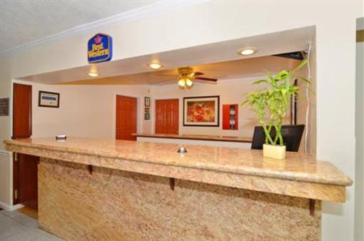 фото отеля BEST WESTERN Salinas Monterey Hotel