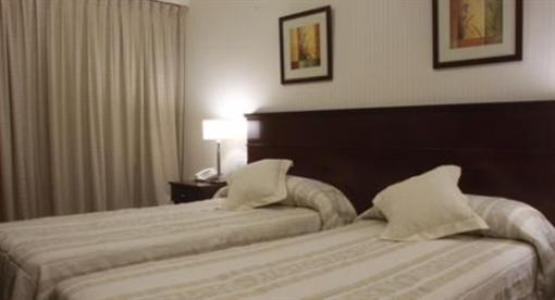 фото отеля Hotel 8 de Octubre