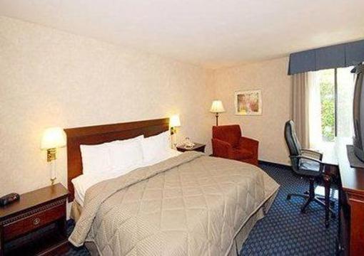 фото отеля Comfort Inn & Suites Sea-Tac Airport