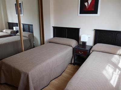 фото отеля Apartamentos Salvia 4 Madrid