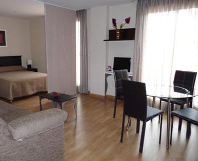 фото отеля Apartamentos Salvia 4 Madrid