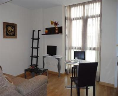 фото отеля Apartamentos Salvia 4 Madrid
