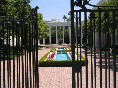 фото отеля The Crescent Hotel Beverly Hills