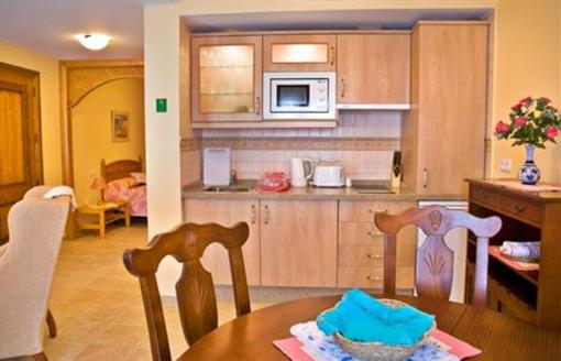 фото отеля Apartamentos Turisticos Casa de La Borrega Estepona