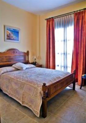 фото отеля Apartamentos Turisticos Casa de La Borrega Estepona