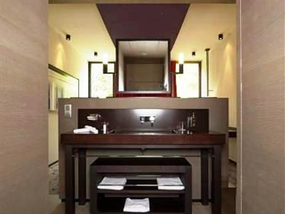 фото отеля Chateau De Mery Hotel Mery-sur-Oise