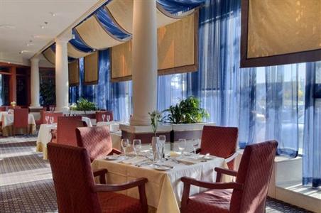 фото отеля Hilton Montreal/Laval