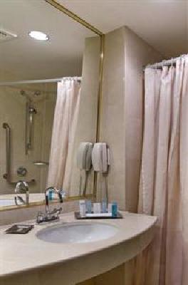 фото отеля Hilton Montreal/Laval