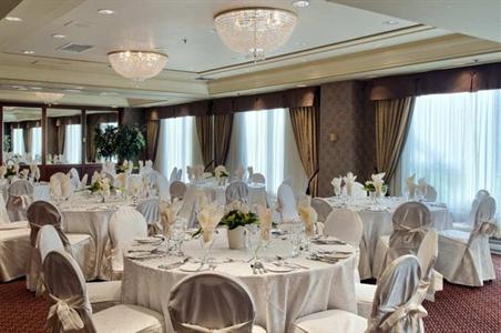 фото отеля Hilton Montreal/Laval