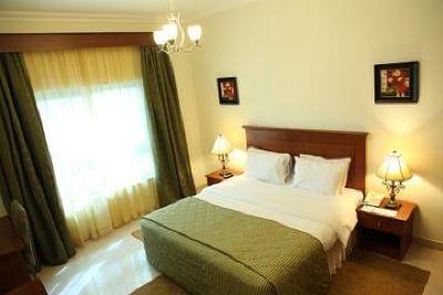 фото отеля Legacy Hotel Apartments