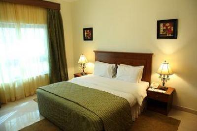фото отеля Legacy Hotel Apartments