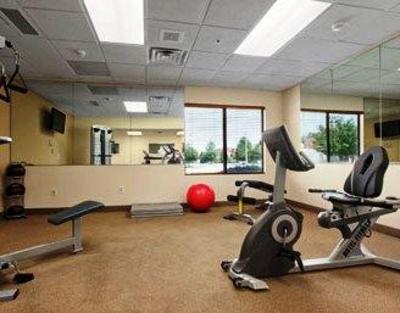 фото отеля Wingate by Wyndham Fayetteville