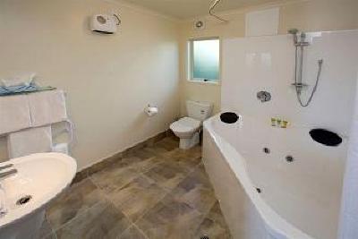 фото отеля BEST WESTERN BKs Pioneer Motor Lodge