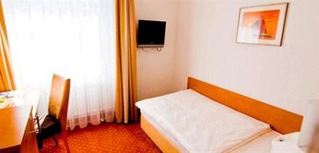 фото отеля Parkhotel Kolpinghaus