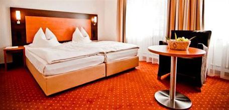 фото отеля Parkhotel Kolpinghaus