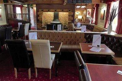 фото отеля The Barns Hotel Bedford