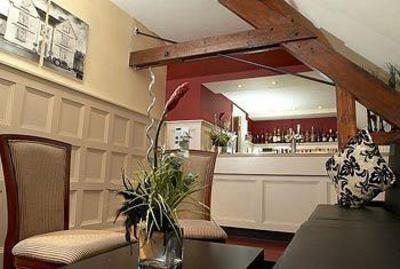 фото отеля The Barns Hotel Bedford