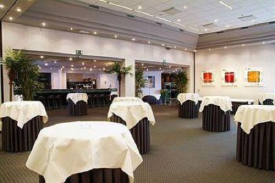 фото отеля Aldhem Hotel