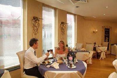 фото отеля Aldhem Hotel