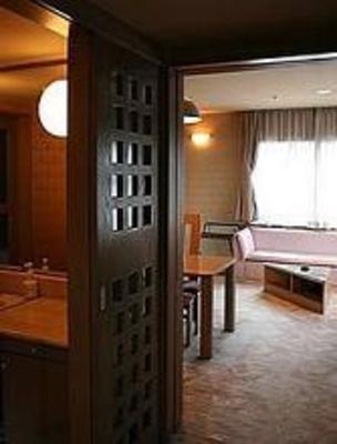 фото отеля Hida Hotel Plaza
