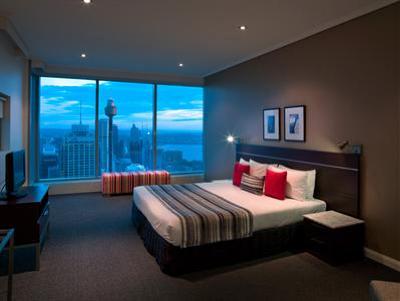 фото отеля Meriton Serviced Apartments World Tower