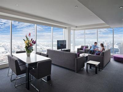 фото отеля Meriton Serviced Apartments World Tower