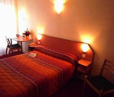 фото отеля Nouvel Hotel Lons-le-Saunier