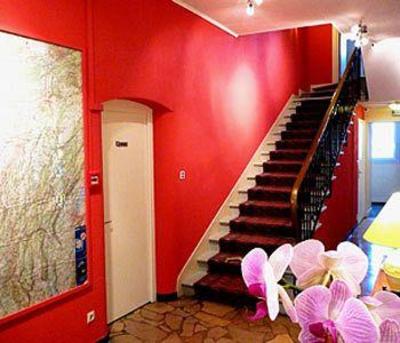 фото отеля Nouvel Hotel Lons-le-Saunier