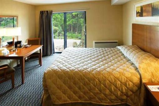 фото отеля Comfort Inn Toronto North