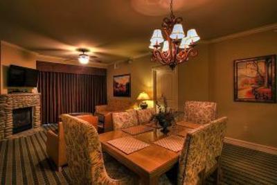 фото отеля Riverstone Resort Pigeon Forge
