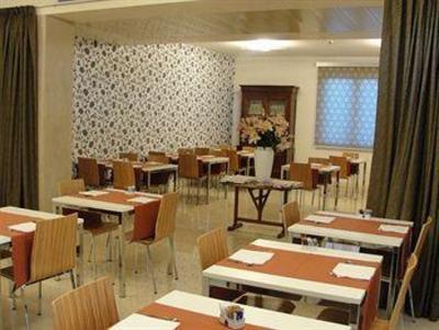 фото отеля Omnia Hotel Noventa di Piave